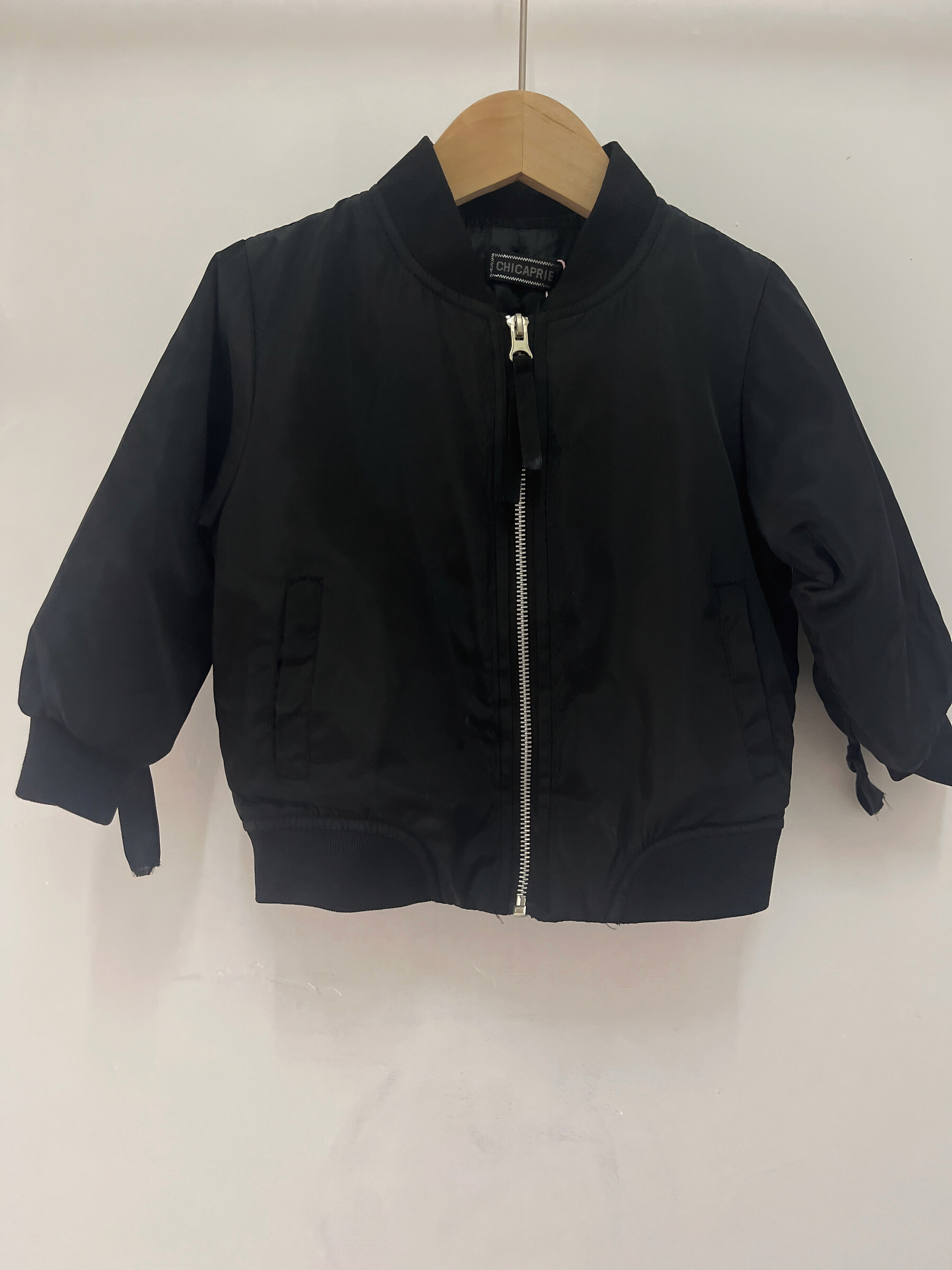 Mayorista Chicaprie - Cazadora bomber urbana lisa de niña con cordones