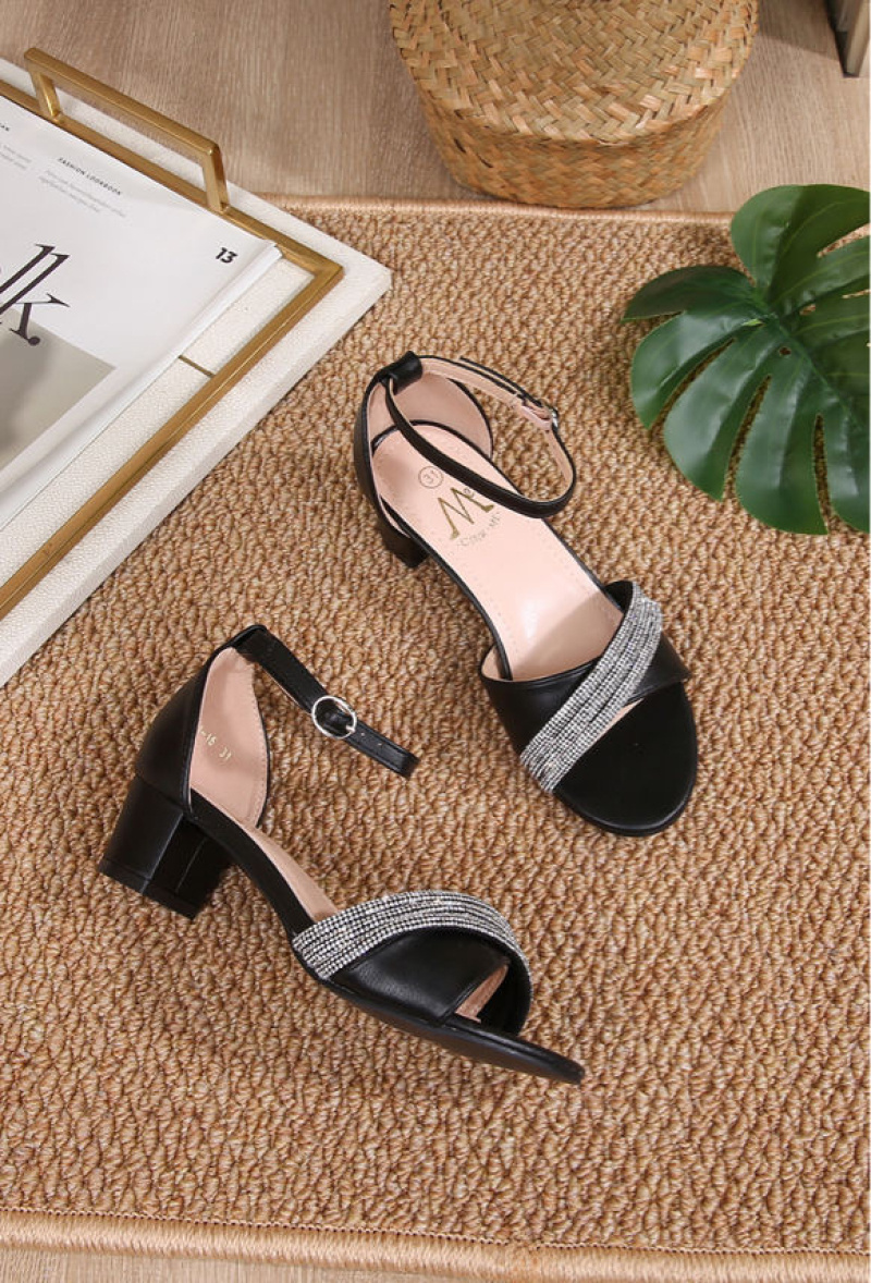 Wholesaler Cink Me - Round open toe sandal with rhinestone strap with adjustable ankle buckle