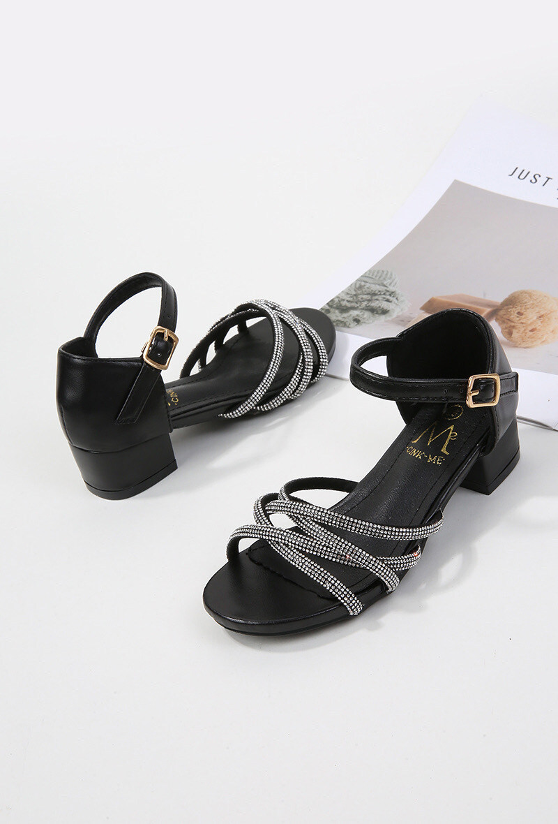 Wholesaler Cink Me - Heeled sandals with crisscross rhinestone straps and adjustable ankle buckle