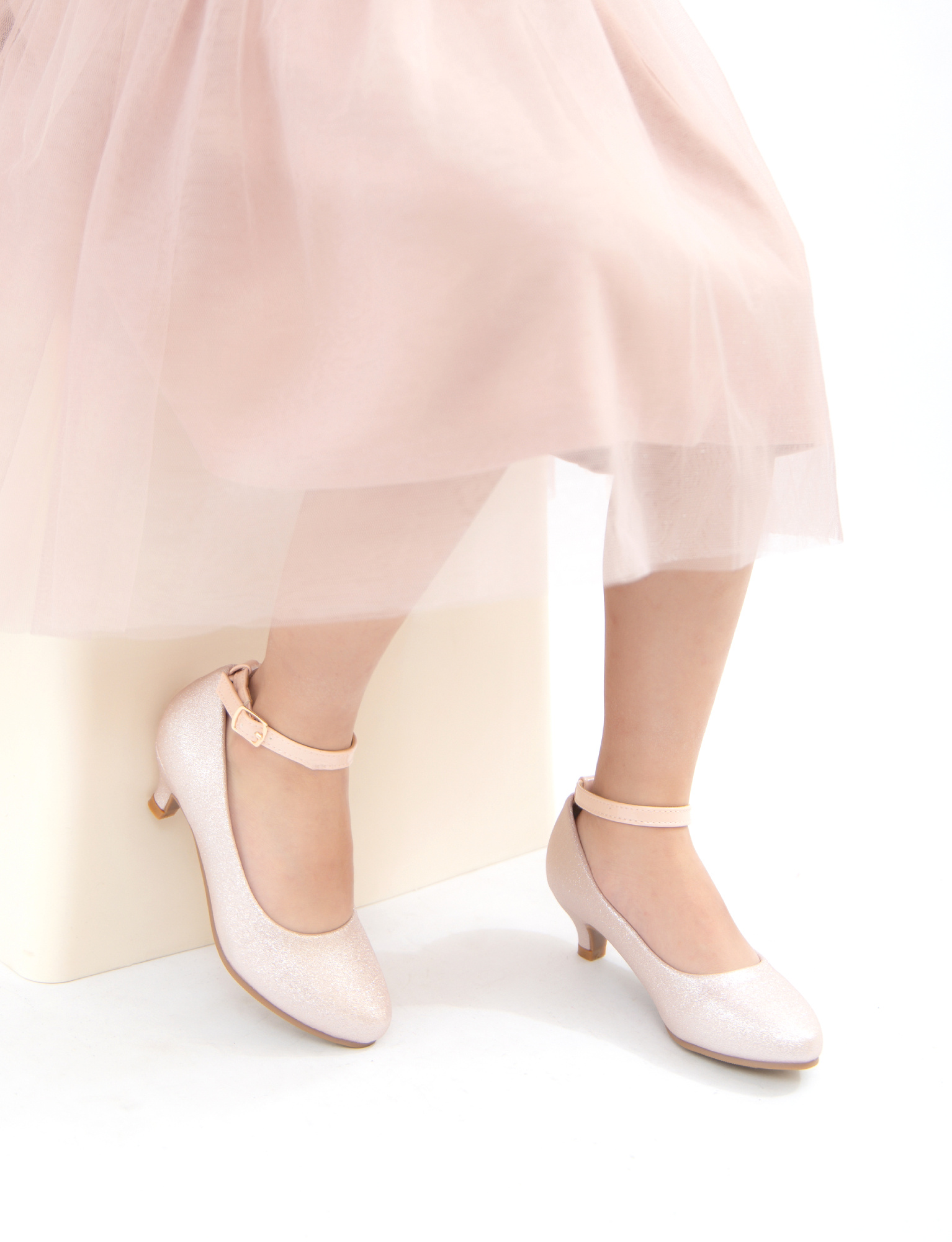 Wholesaler Doremi - Princess glitter heels for girls