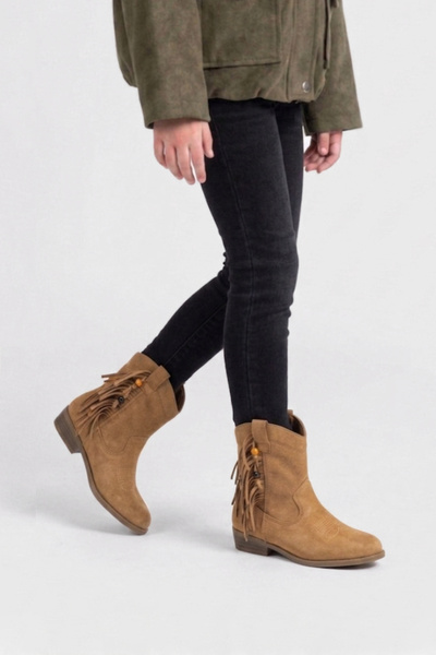 Mayorista Doremi - Botines infantiles estilo bohemio con flecos y perlas Mayorista Doremi - Botines infantiles estilo bohemio con flecos y perlas