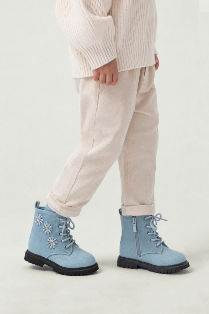 Grossiste Doremi - Bottines à broderies fleurs pour enfants