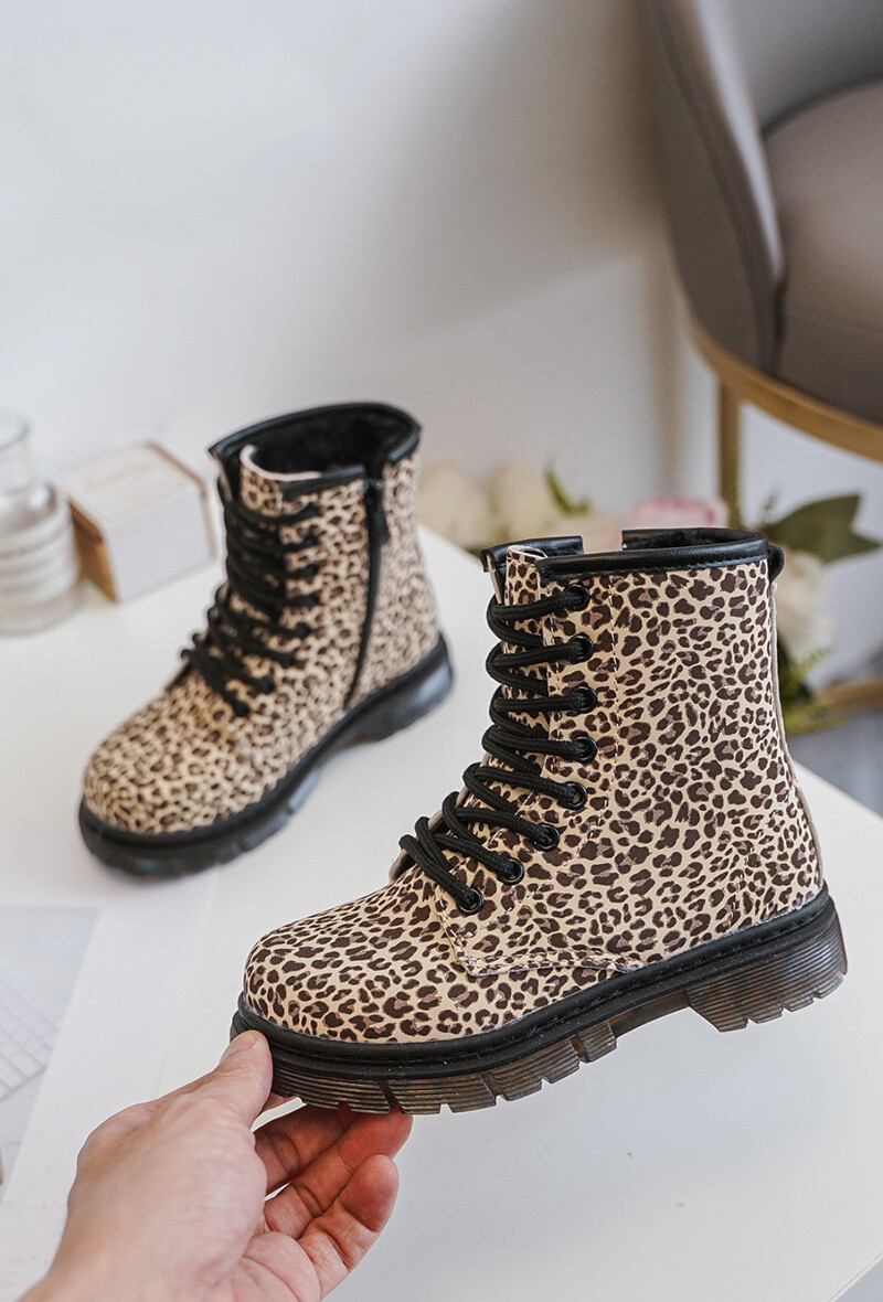 Wholesaler EMAGINE (Rock and Joy) - FURLED LEOPARD PATTERN ANKLE BOOT