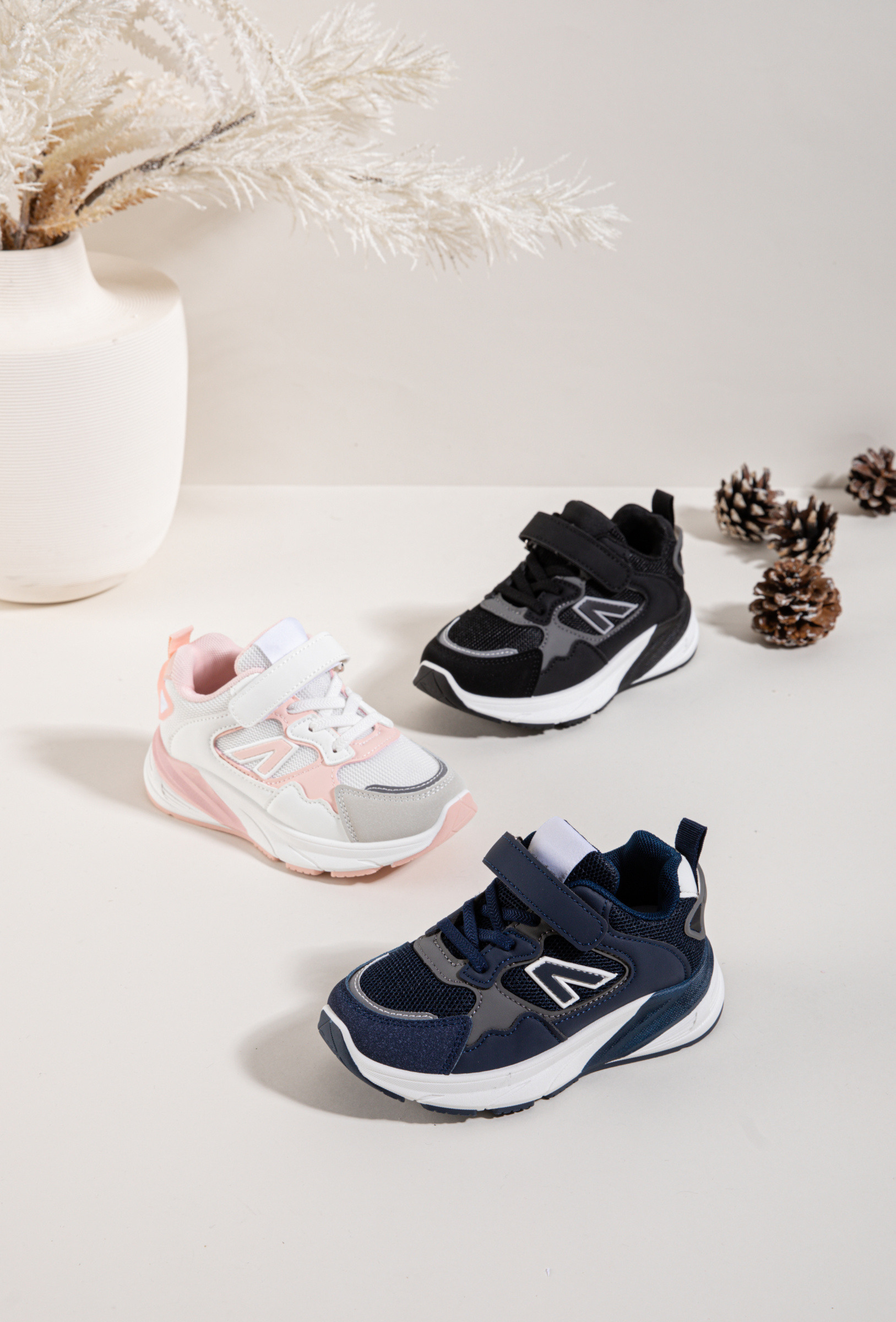Mayorista EMAGINE (Rock and Joy) - ZAPATILLAS CON VELCRO PARA NIÑO