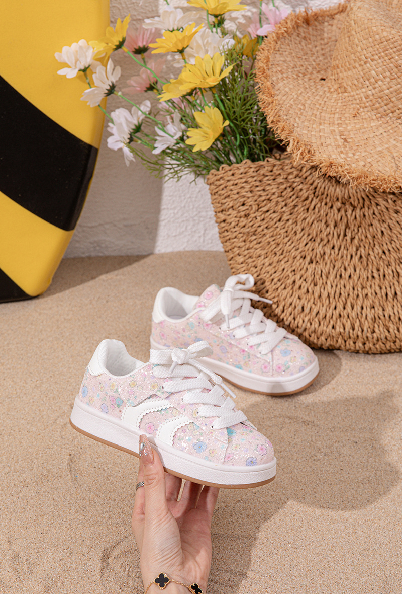Grossiste EMAGINE (Rock and Joy) - BASKET PAILLETTEE AVEC FLEURS AVEC SCRATCH POUR FILLE
