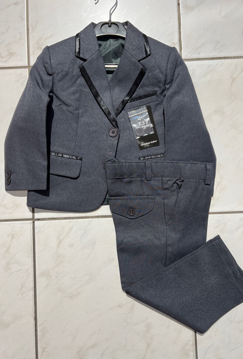 Grossista ESTHER PARIS - Completo grigio