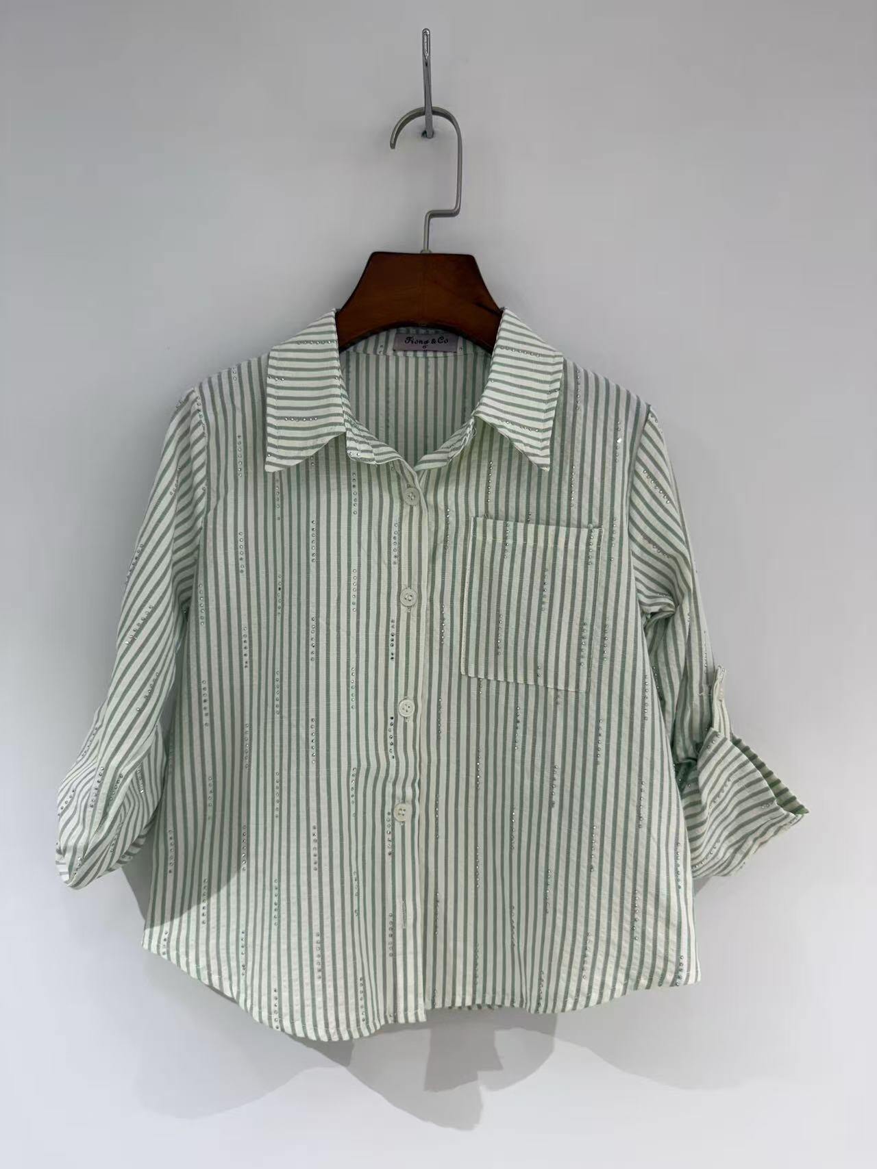 Grossiste Fiona & Co - Chemise fille à rayures détails strass