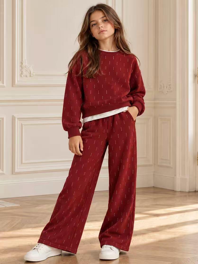 Grossiste Fiona & Co - Ensemble fille survêtements pull et jogging large épais à strass