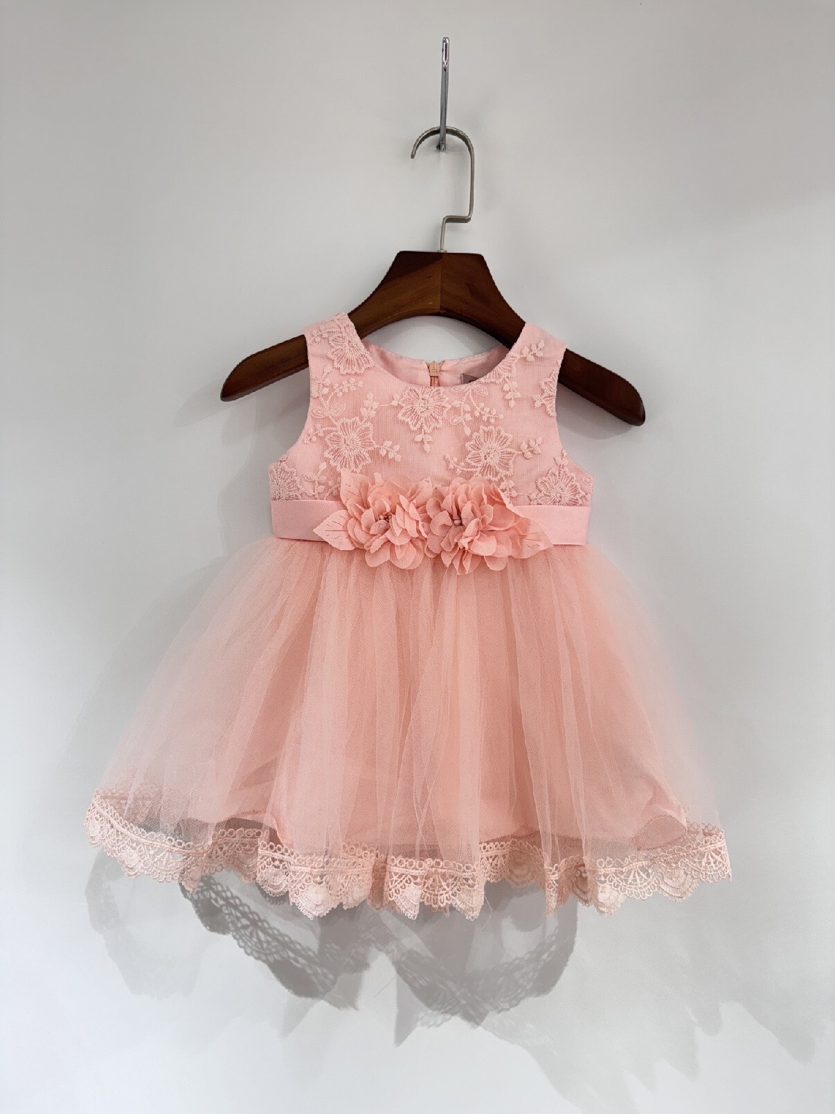 Grossiste Fiona & Co - Robe bébé à fleurs