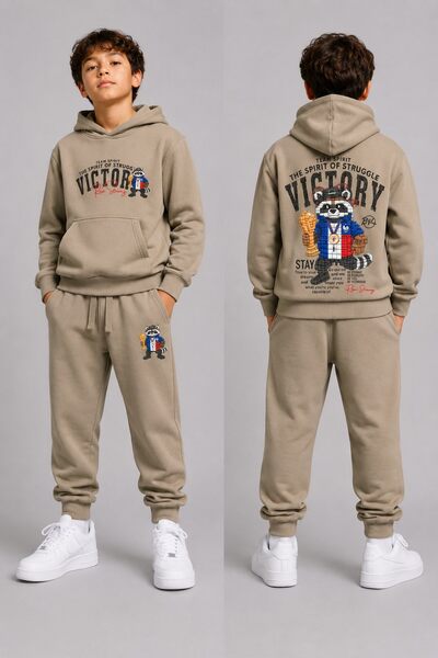 Grossiste Free Star - Ensemble jogging garçon “Victory” Grossiste Free Star - Ensemble jogging garçon “Victory”