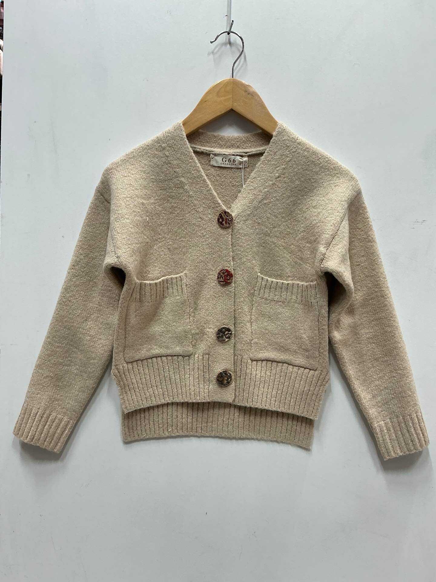 Großhändler Grasstar - STRICKJACKE MIT GOLDKNÖPFEN