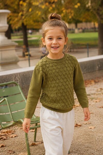 Mayorista Grasstar - Suéter de punto texturizado para niña con patrón de escamas Mayorista Grasstar - Suéter de punto texturizado para niña con patrón de escamas