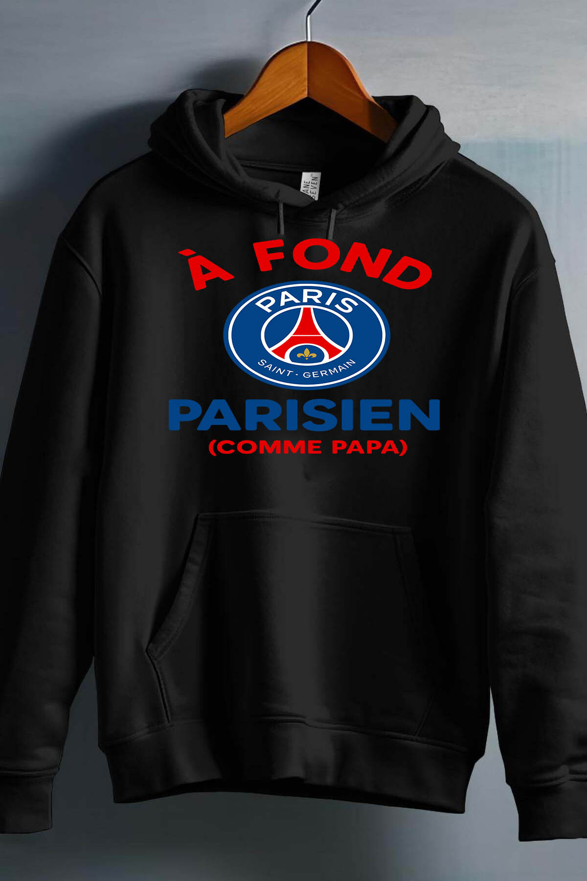 Großhändler I.A.L.D FRANCE - Gebäude in Paris - Junge mit Kapuze -Sweatshirt
