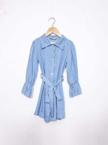 Grossista IDEAL OUTFIT - Abito camicia con chiusura a bottoni e cintura