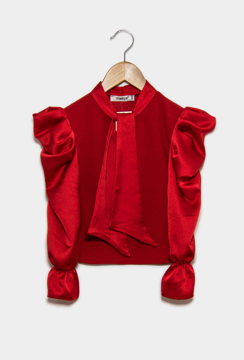 Grossista IDEAL OUTFIT - Top con maniche lunghe a sbuffo con motivo in raso sul colletto