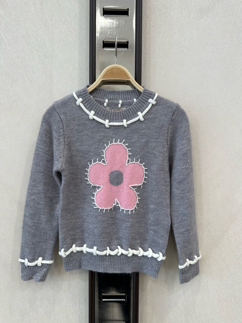 Wholesaler KIDS STAR - Children's sweater with floral pattern and embroidered details