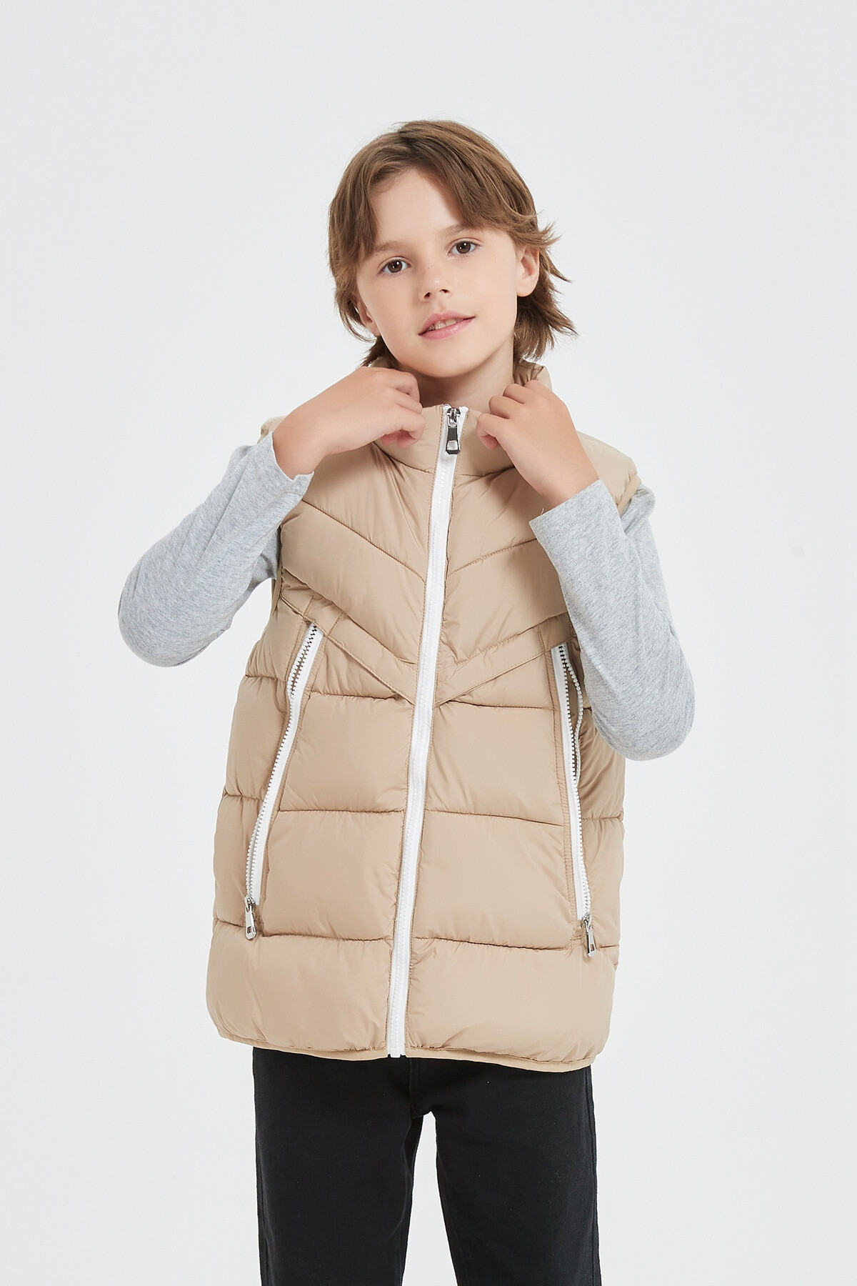 Wholesaler KYMAXX - Children's two-tone sleeveless down jacket with hood