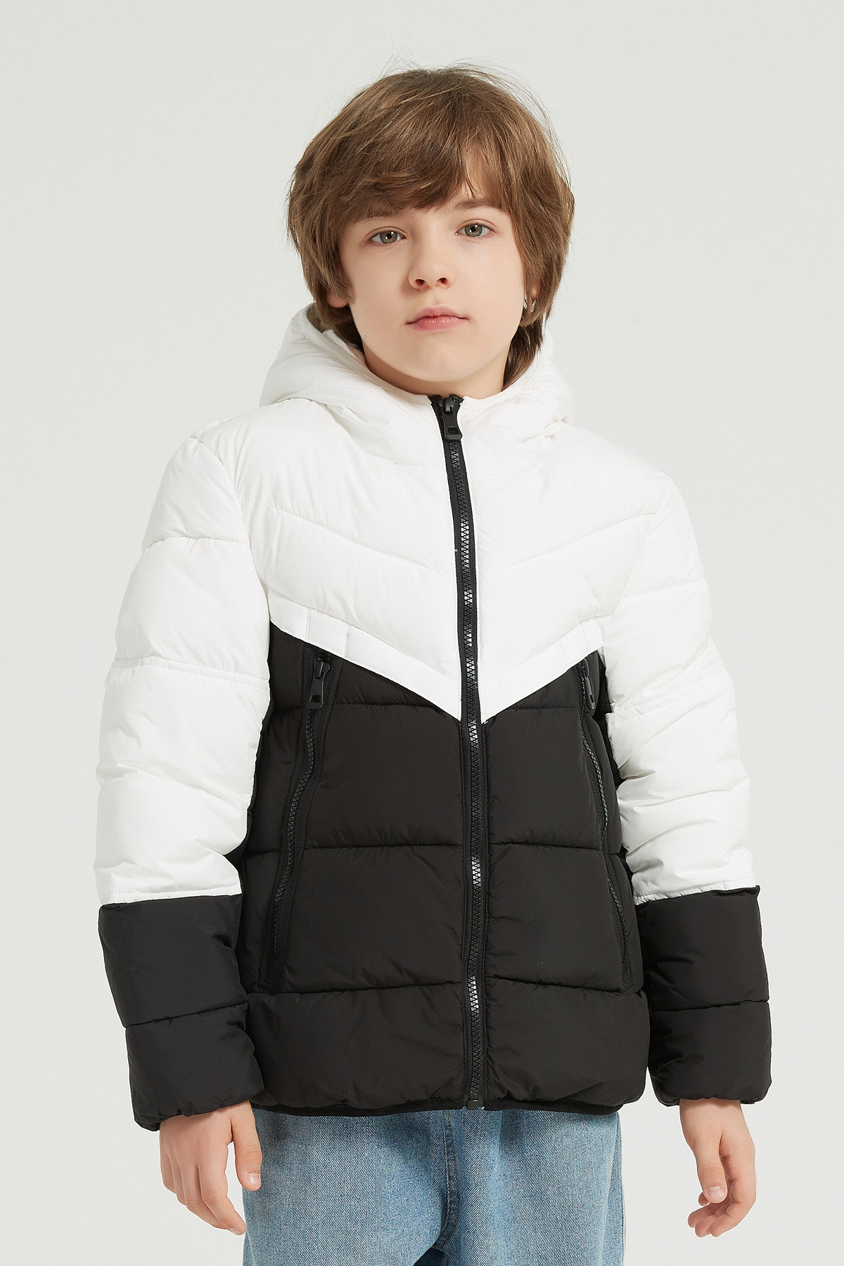 Grossiste KYMAXX - Doudoune enfant bicolore manches longues avec capuche