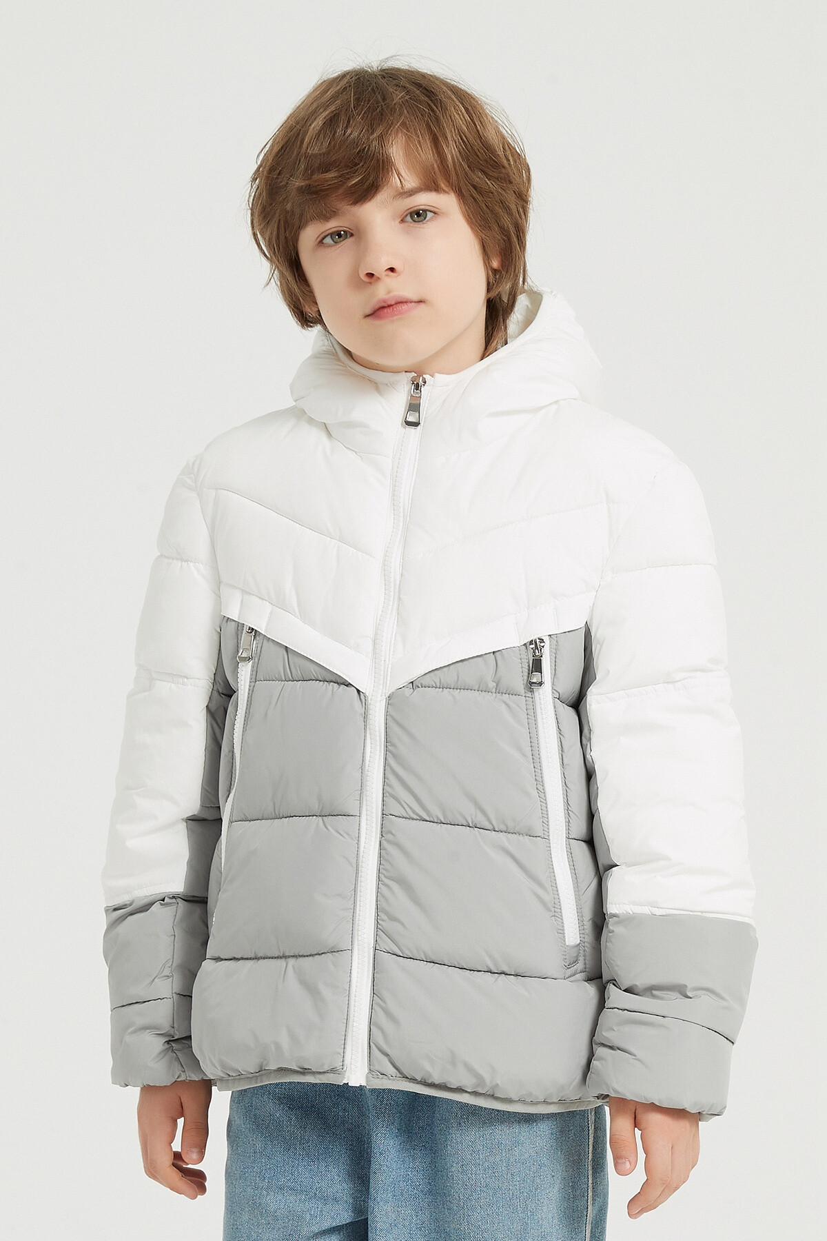 Wholesaler KYMAXX - Children's two-tone long-sleeved down jacket with hood