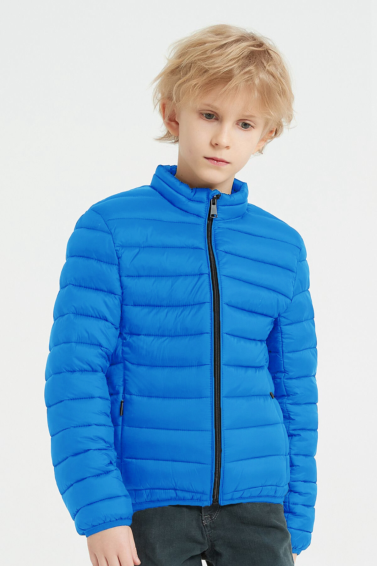 Wholesaler KYMAXX - Children's lightweight plain long-sleeved down jacket without hood