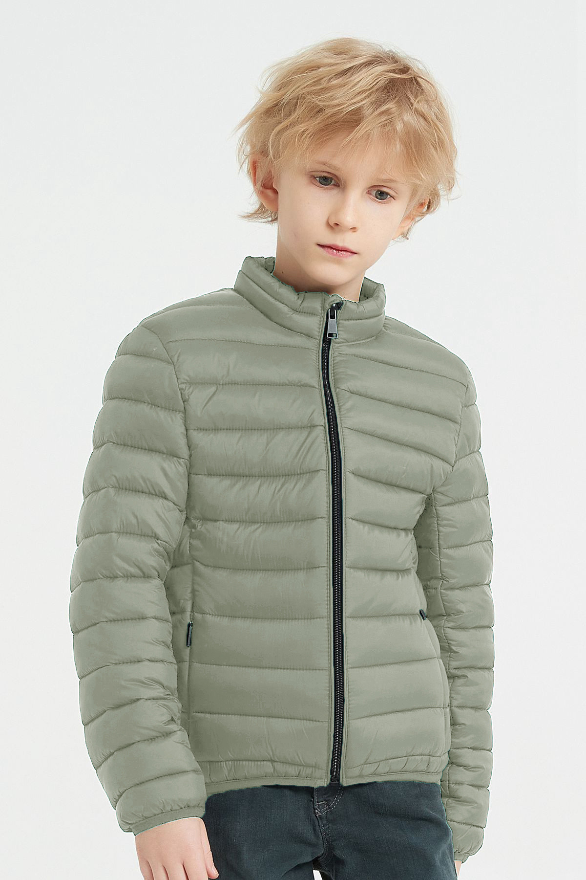 Wholesaler KYMAXX - Children's lightweight plain long-sleeved down jacket without hood