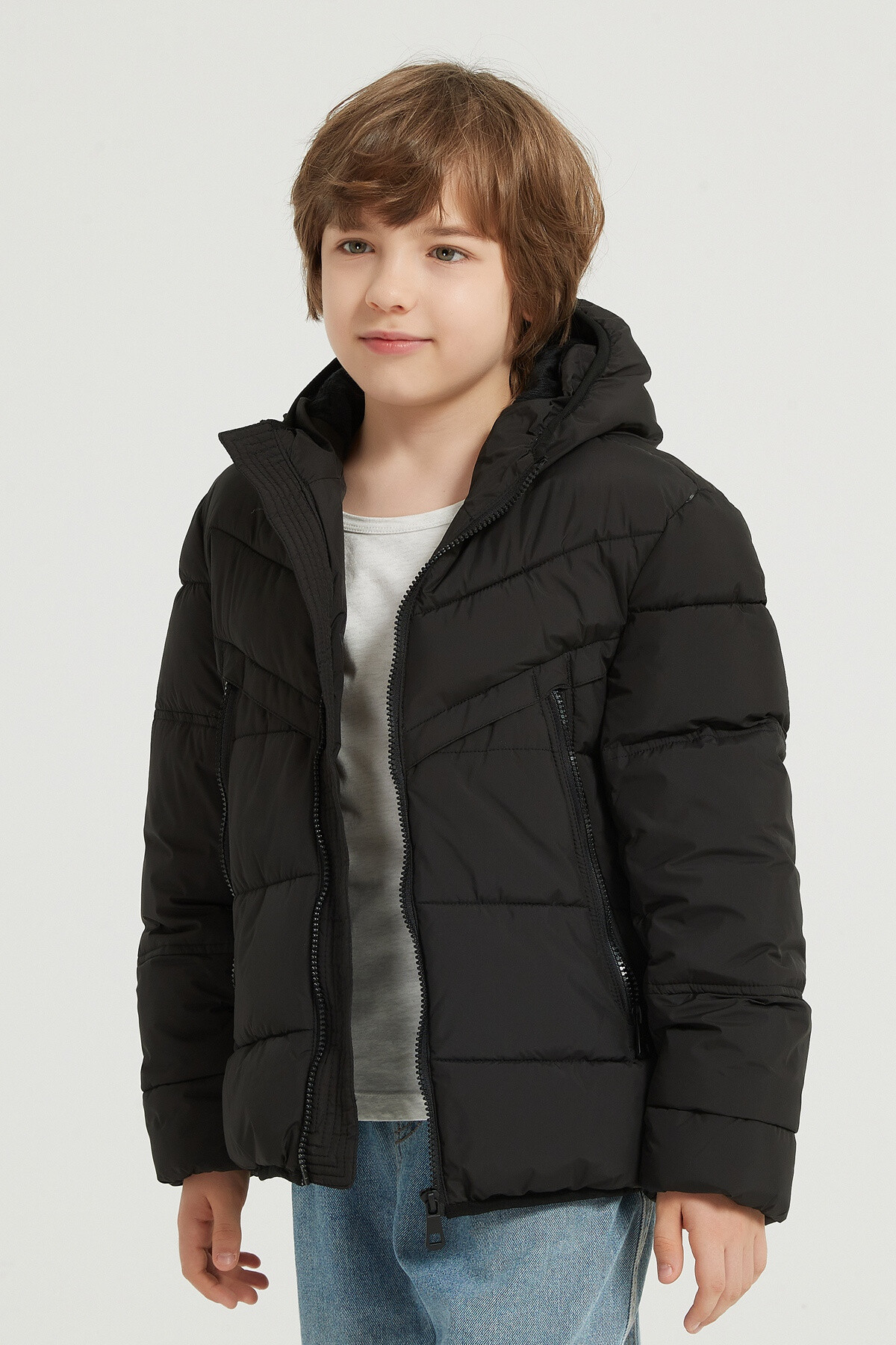 Wholesaler KYMAXX - Children's two-tone long-sleeved down jacket with hood