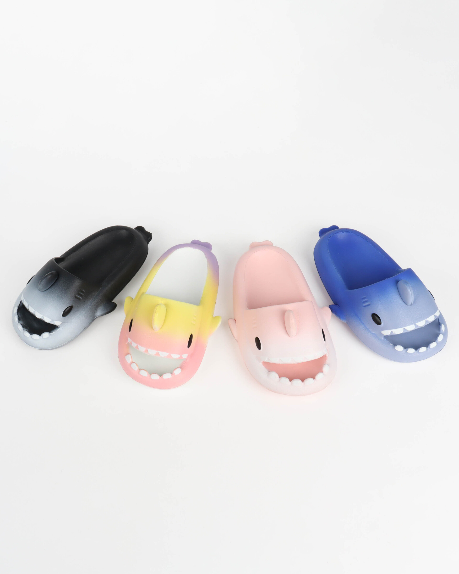 Grossiste La Bottine souriante - Mules en plastique pour les filles et garçons