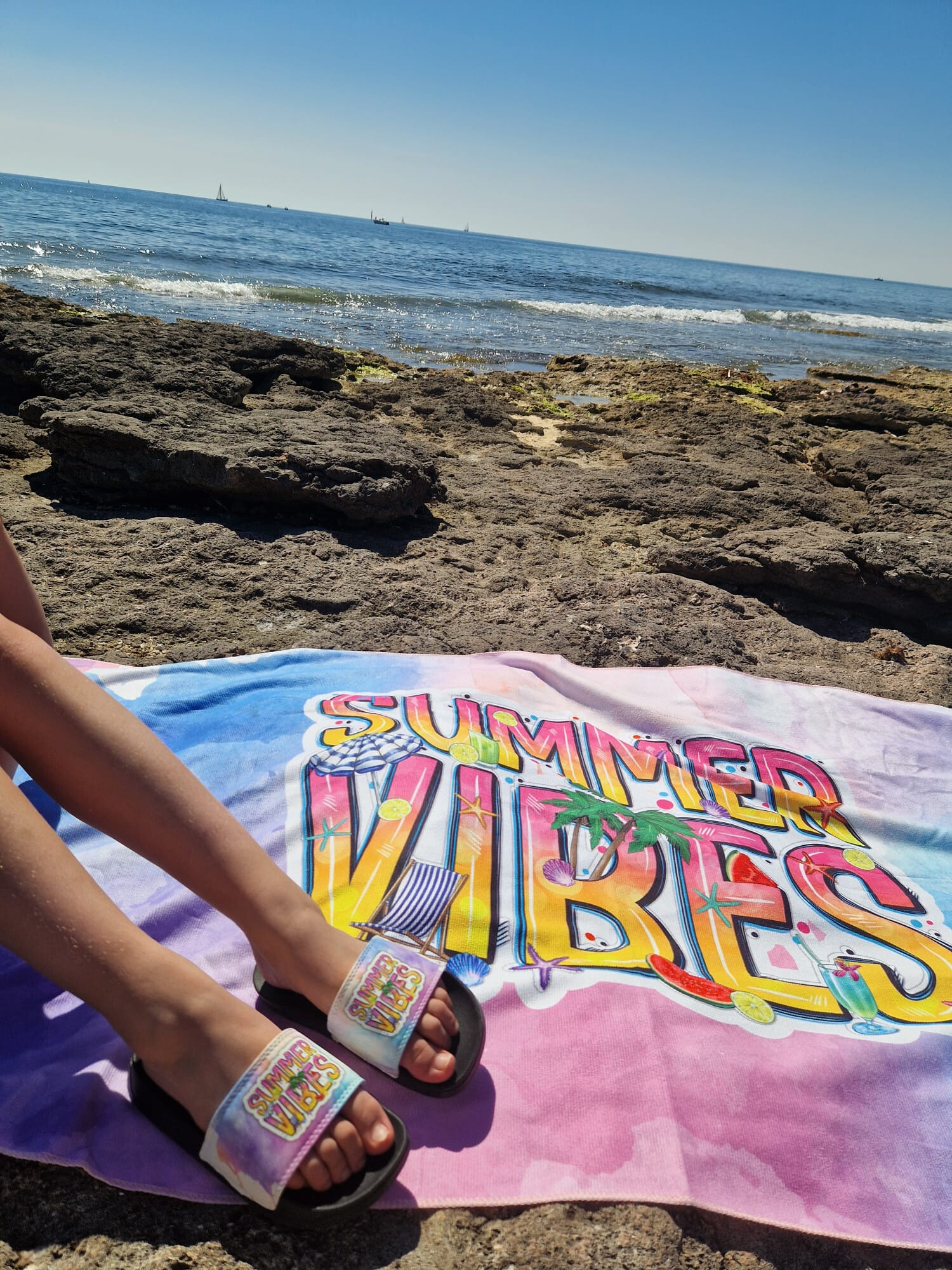 Wholesaler LINA - Microfiber beach towel - 70x140cm - Adult collection