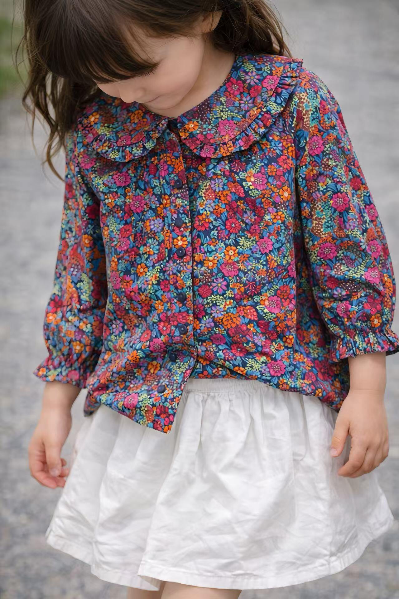 Grossiste Little April - Blouse imprimée fleurie - Touche bohème chic.