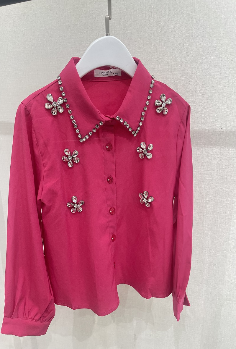 Wholesaler LOEVIA - girl's shirt with rhinestones