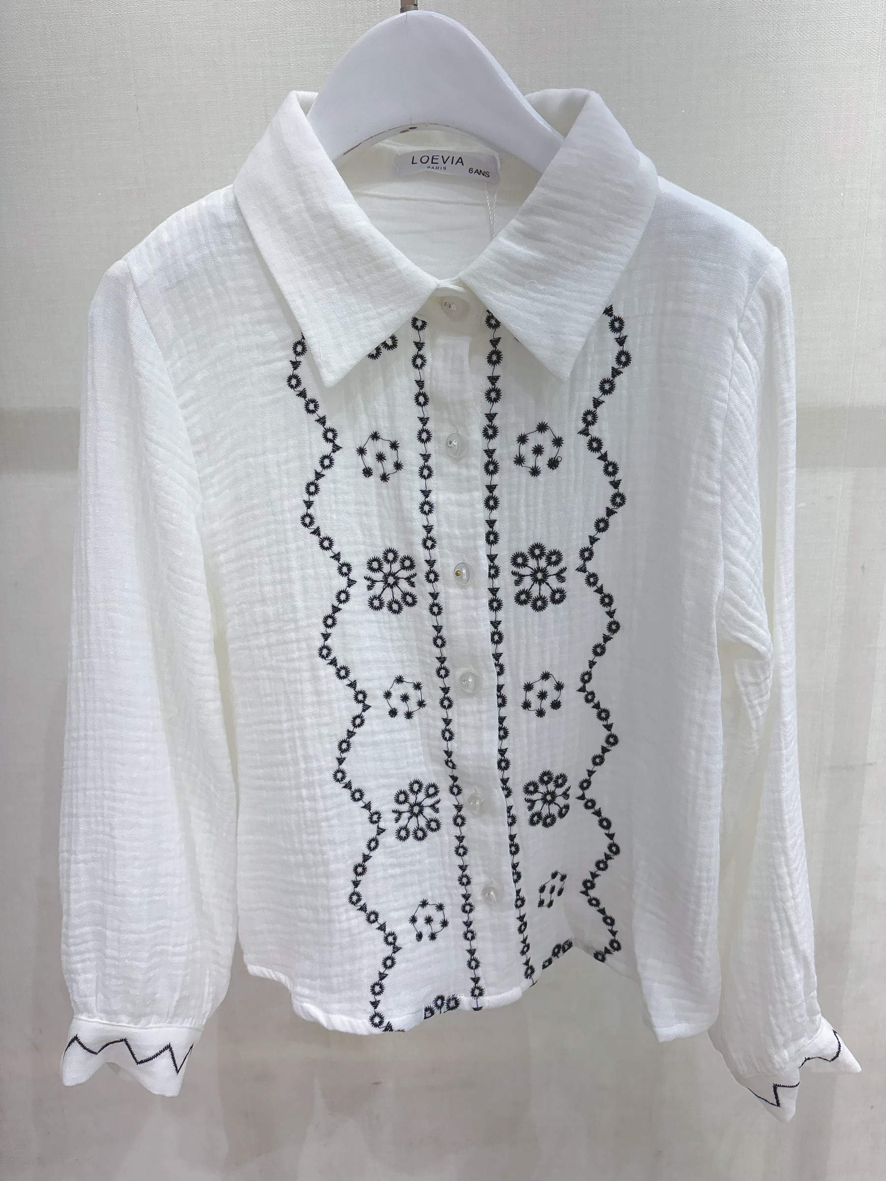Grossiste LOEVIA - Chemise fillette en coton avec broderie