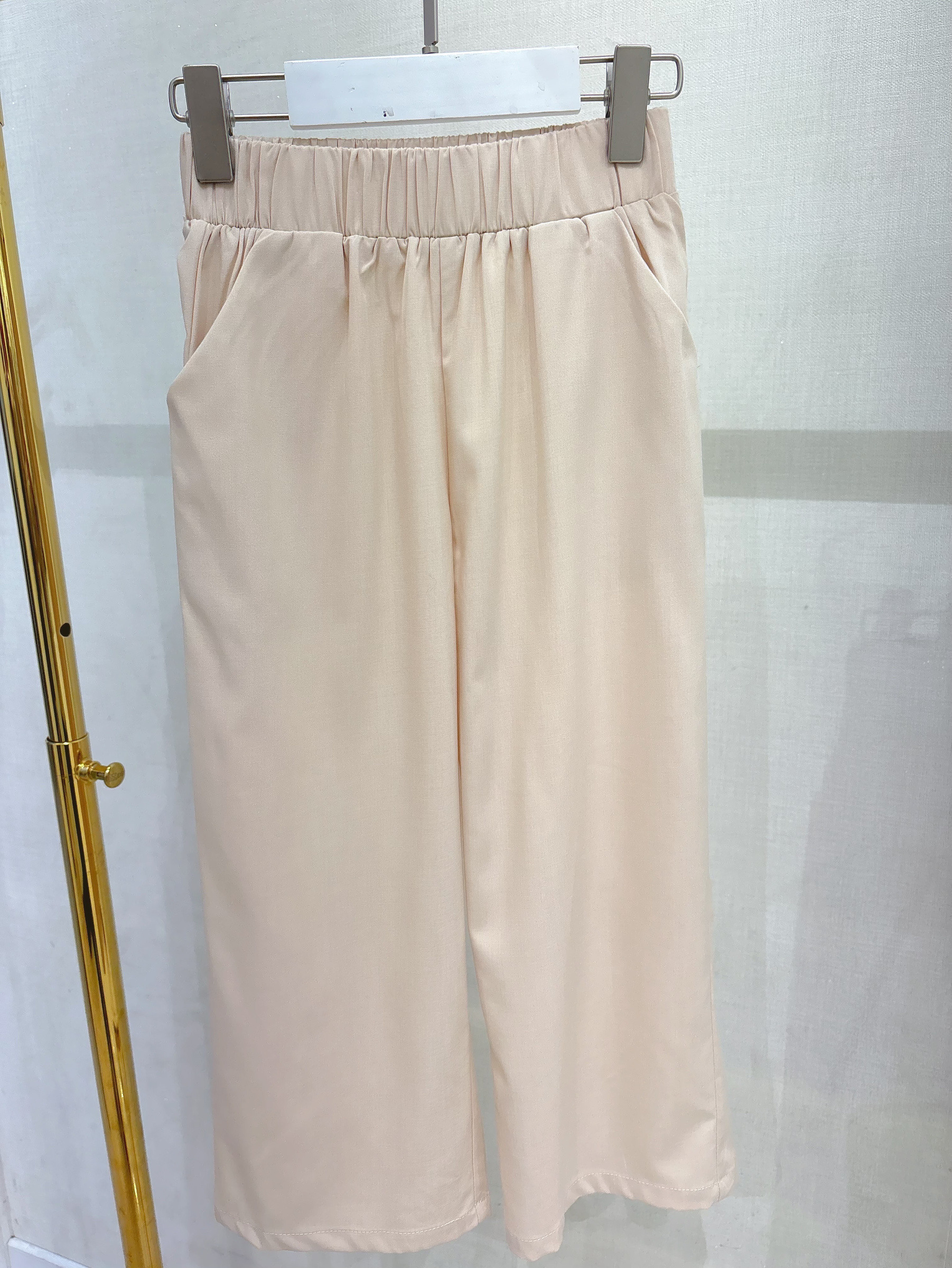 Grossiste LOEVIA - Pantalon léger fillette
