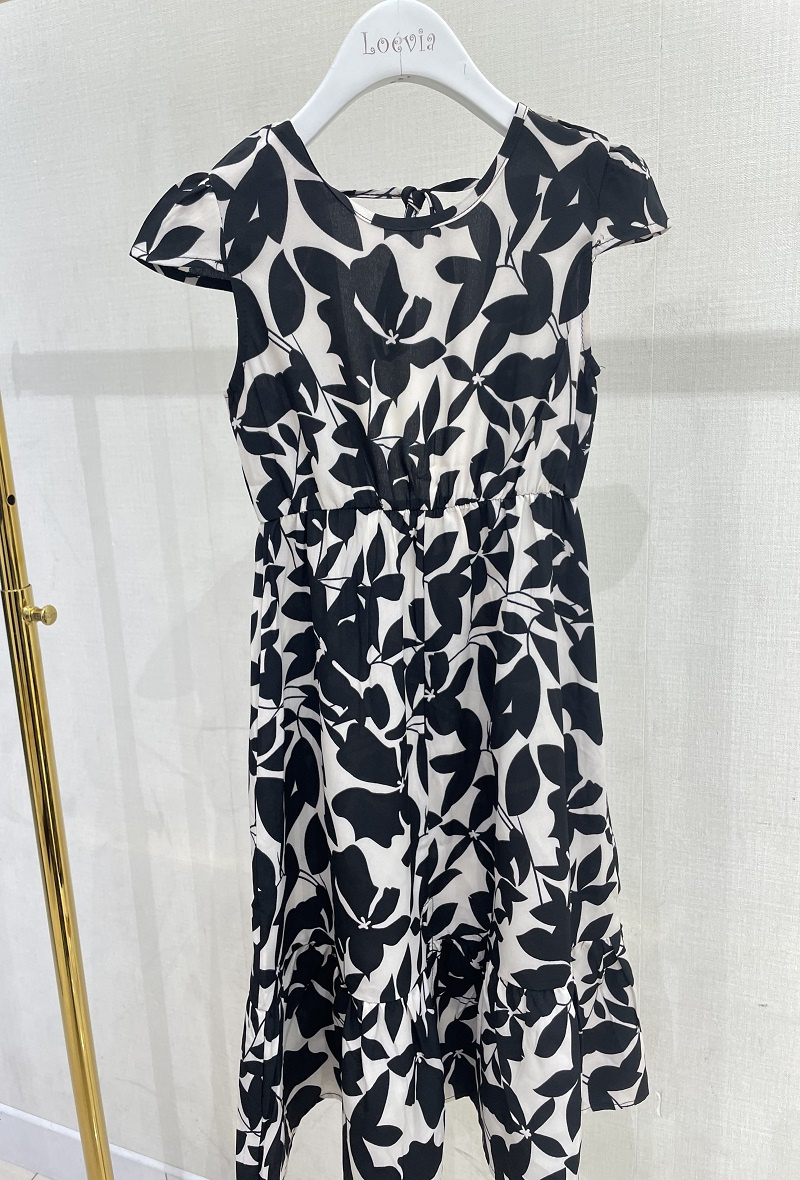 Wholesaler LOEVIA - Girl's dress, mid-length