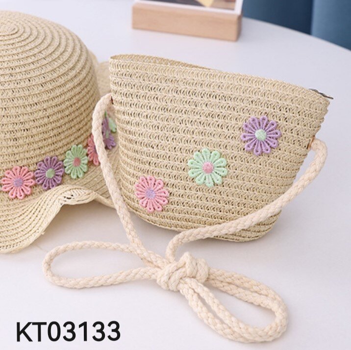 Wholesaler M&P Accessoires - Girl's straw hat and bag set with pearls