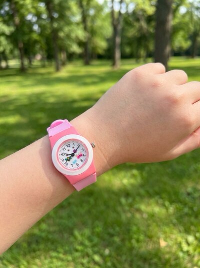 Grossiste Michael John Montres - Montre enfant papillon 0512 rose Grossiste Michael John Montres - Montre enfant papillon 0512 rose