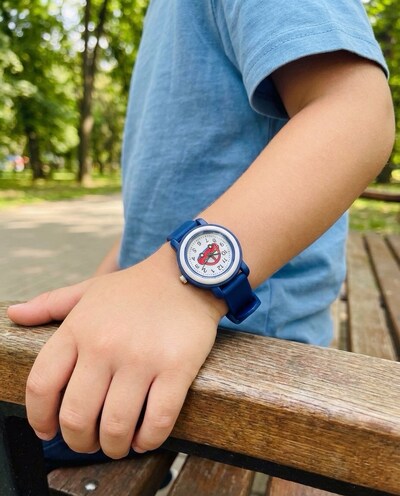 Grossiste Michael John Montres - Montre enfant voiture 0512 bleu Grossiste Michael John Montres - Montre enfant voiture 0512 bleu