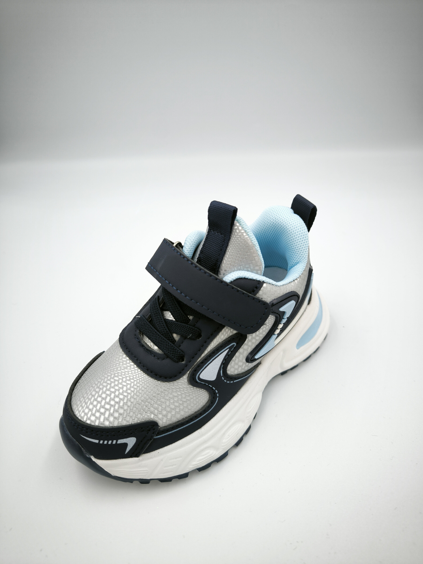 Wholesaler MIKELO SHOES - Children's basketball