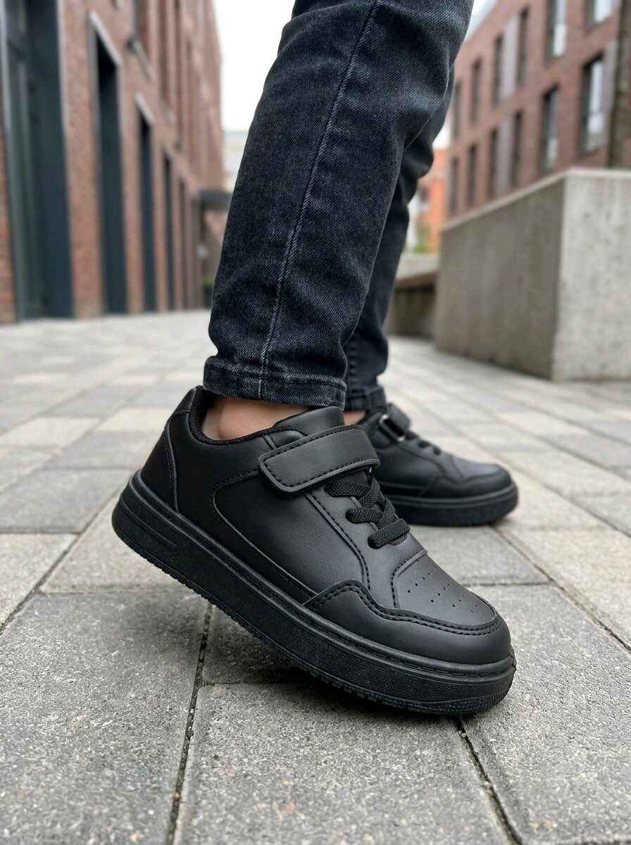Großhändler MIKELO SHOES - Kinderbasketball