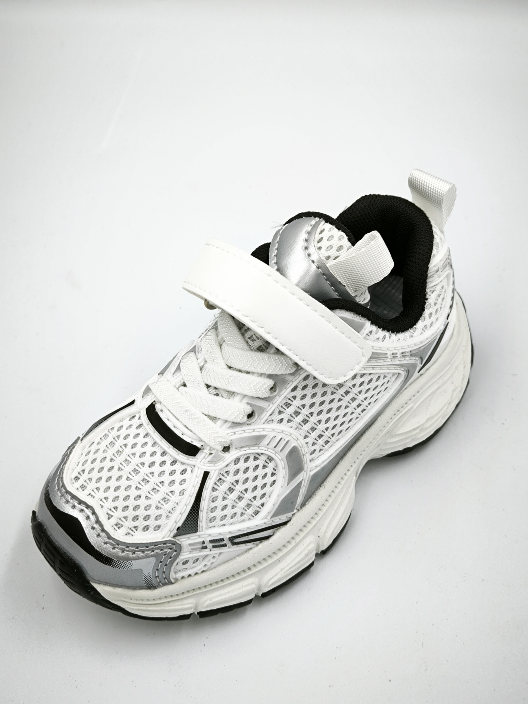 Grossiste MIKELO SHOES - Basket enfant