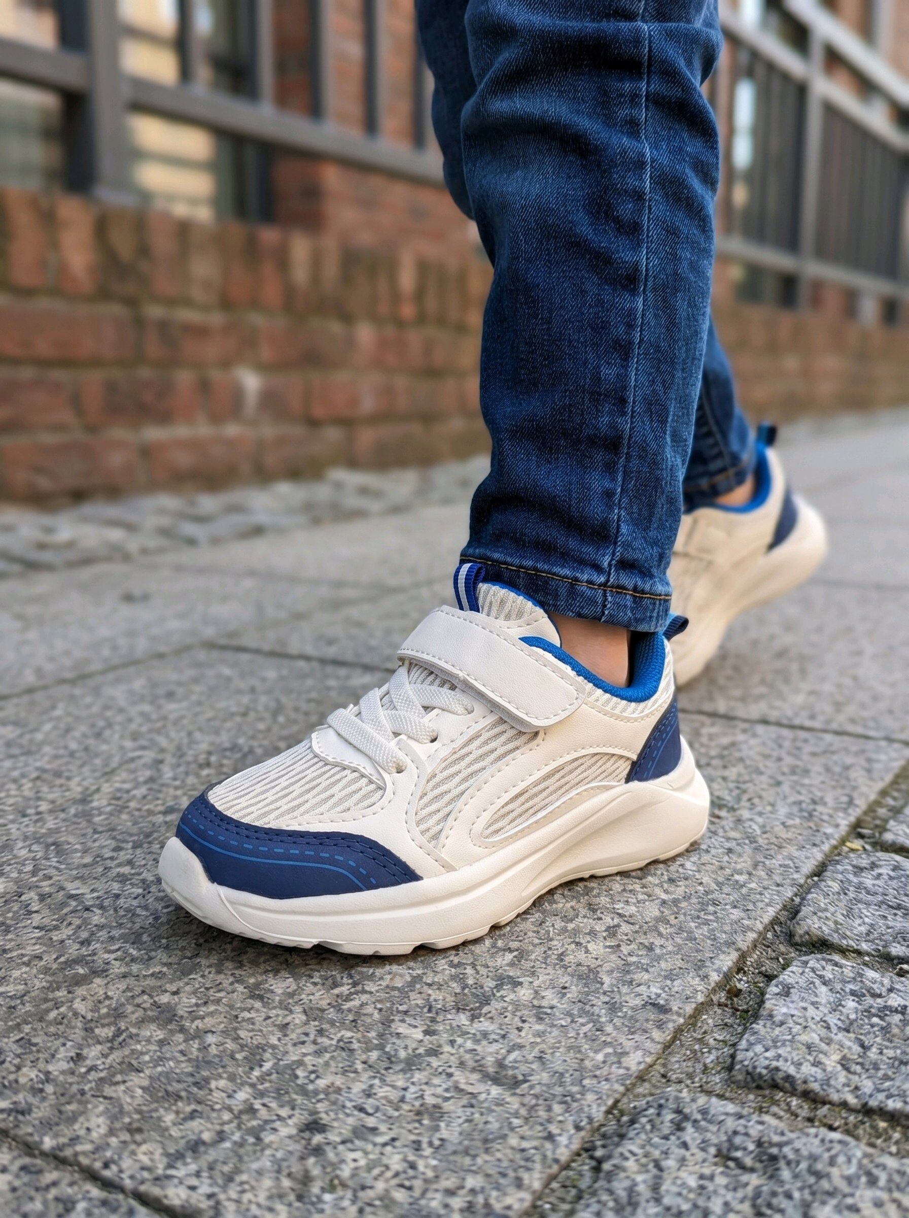 Großhändler MIKELO SHOES - Kinder-Sneaker