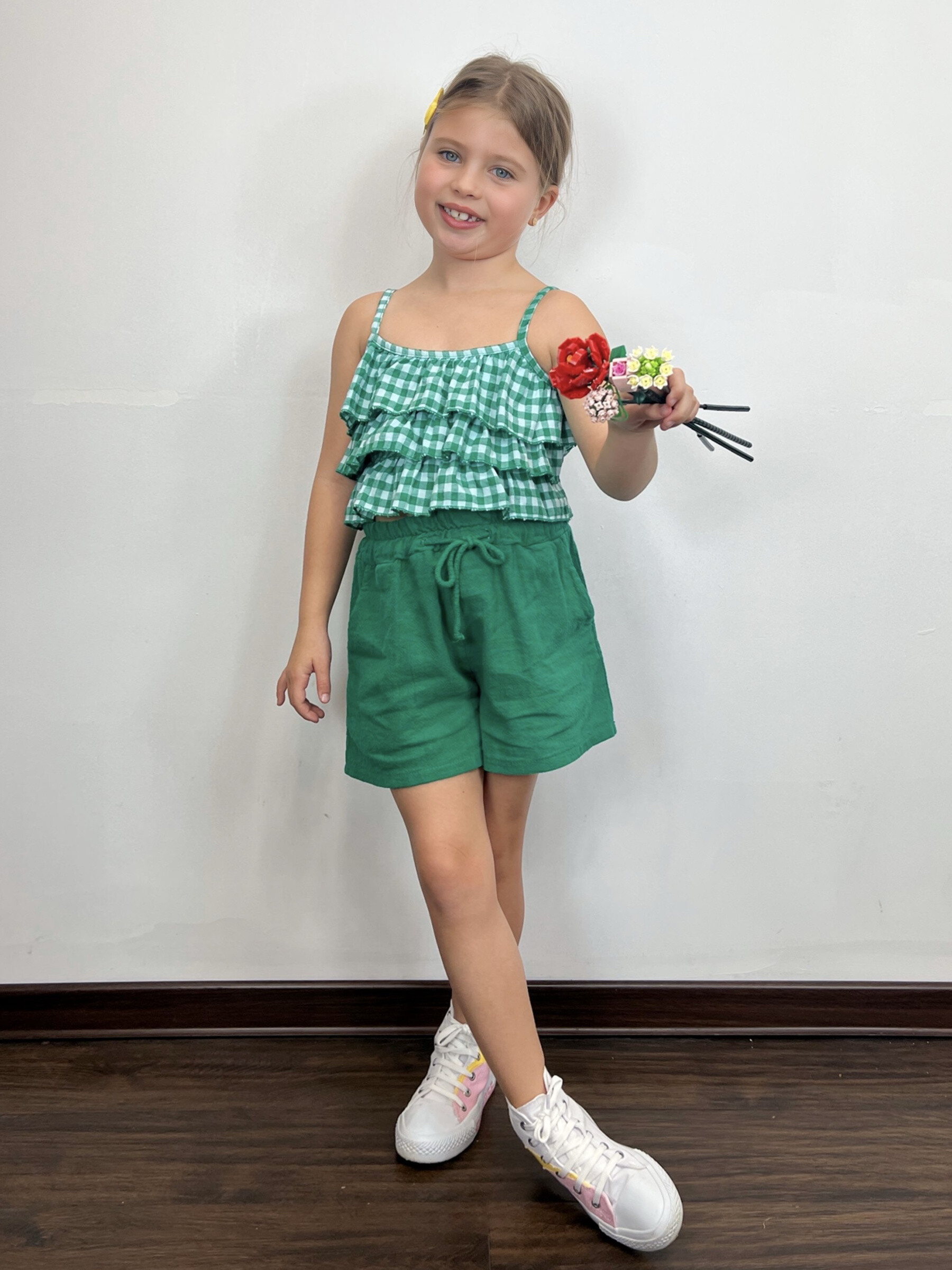 Grossista Mini Mignon Paris - Completo top in cotone e shorts in lino per bambina