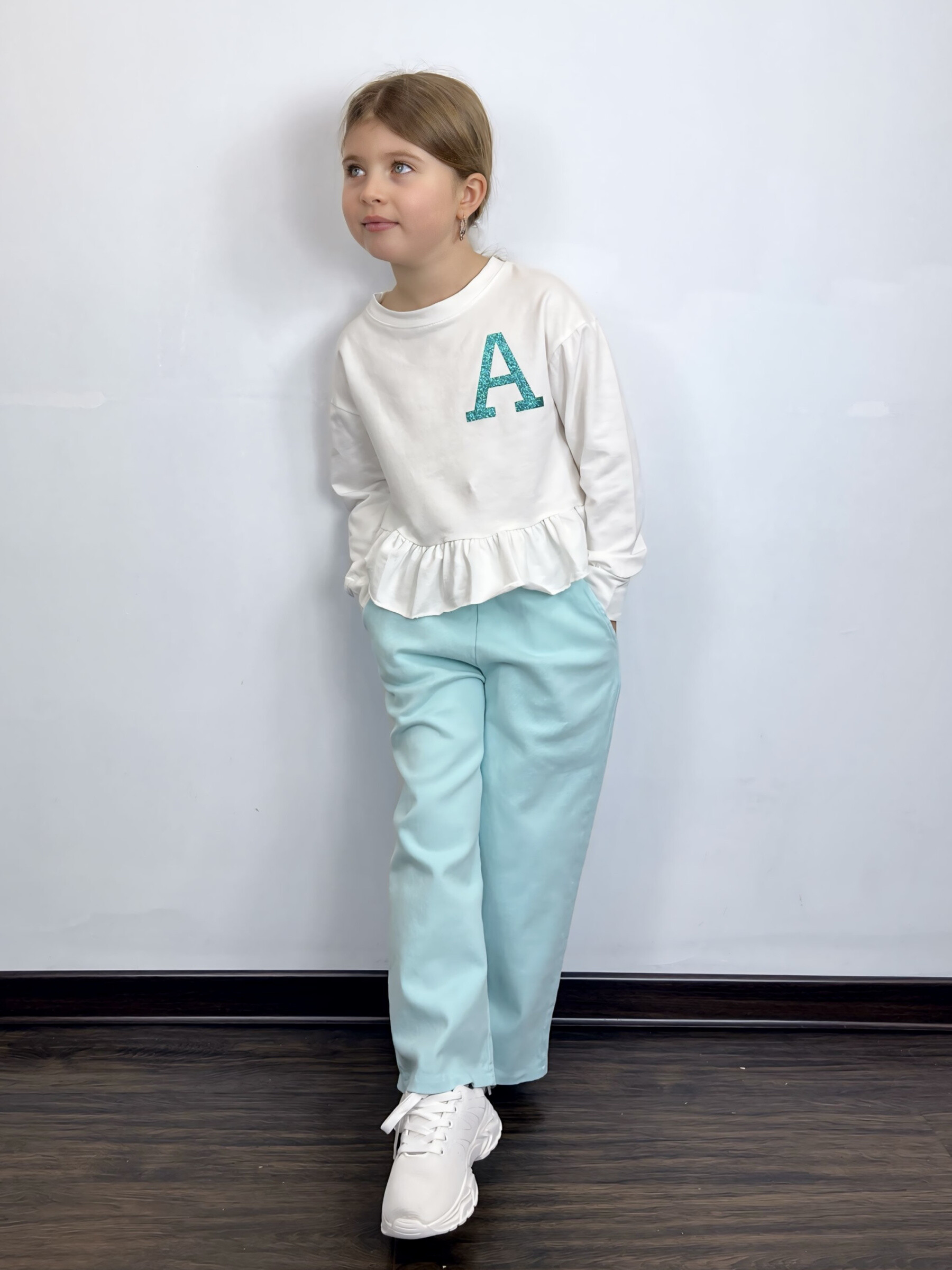 Grossista Mini Mignon Paris - Sudorato con logo glitter e pantaloni larghi per le ragazze