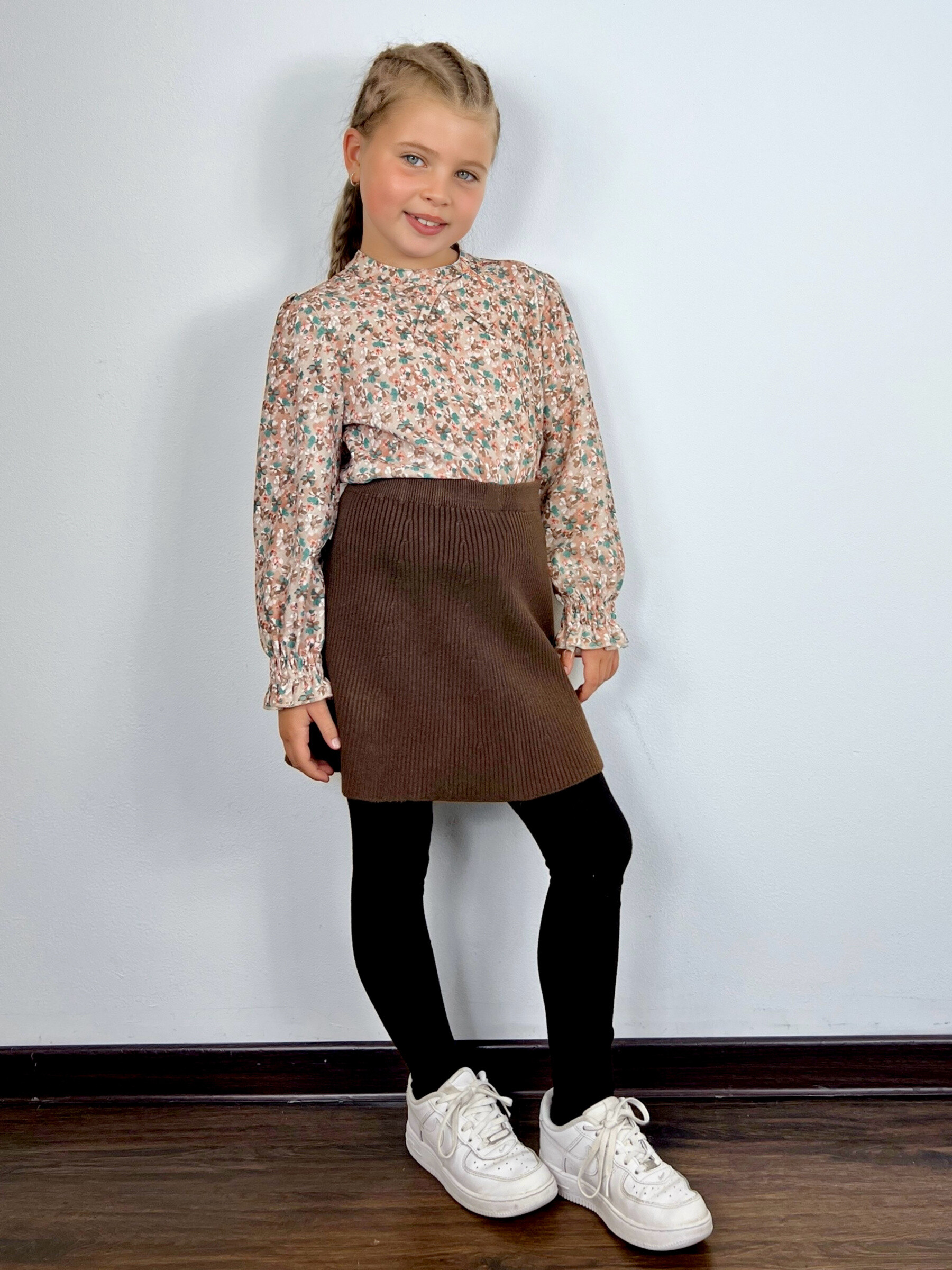 Grossiste Mini Mignon Paris - Ensemble top fleuri et jupe en maille pour fille