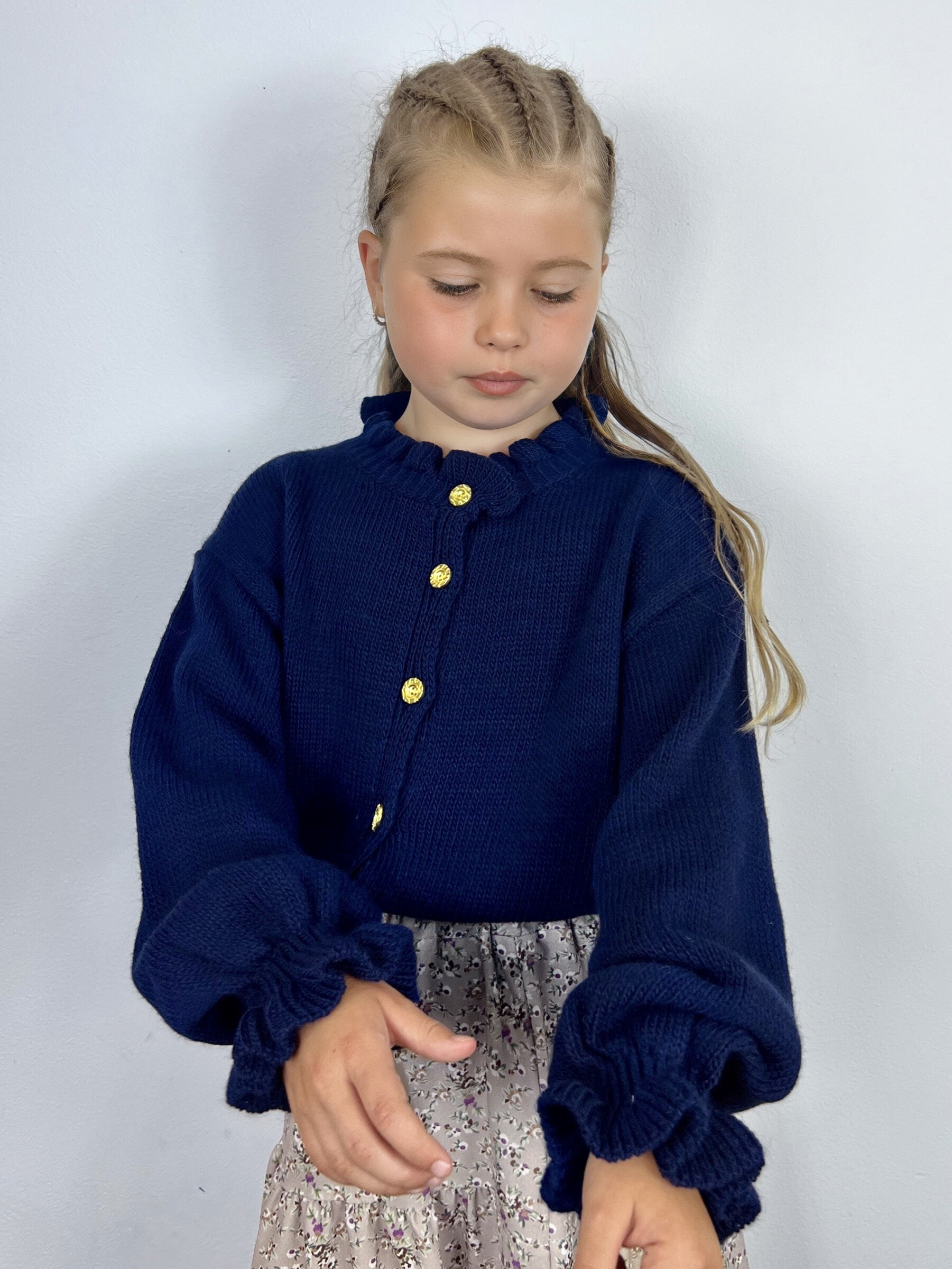 Mayorista Mini Mignon Paris - Cárdigan con volantes y botones dorados para niña