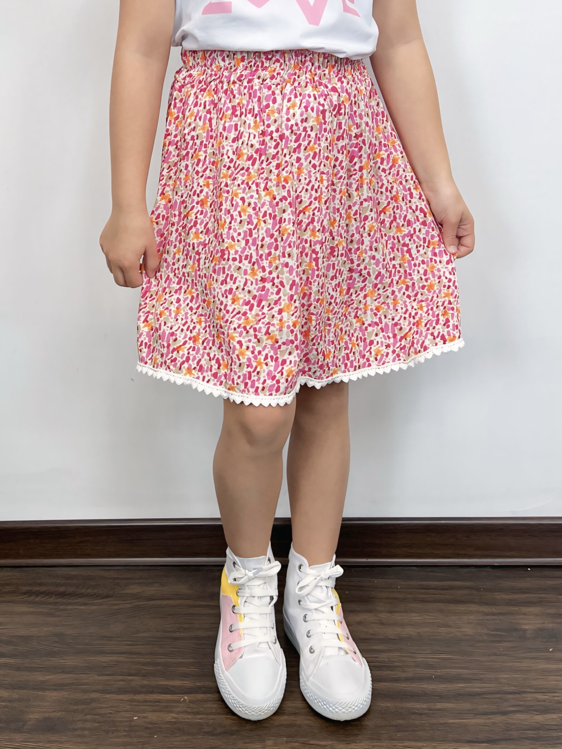 Mayorista Mini Mignon Paris - Falda de flores con puntilla de corazones para niña