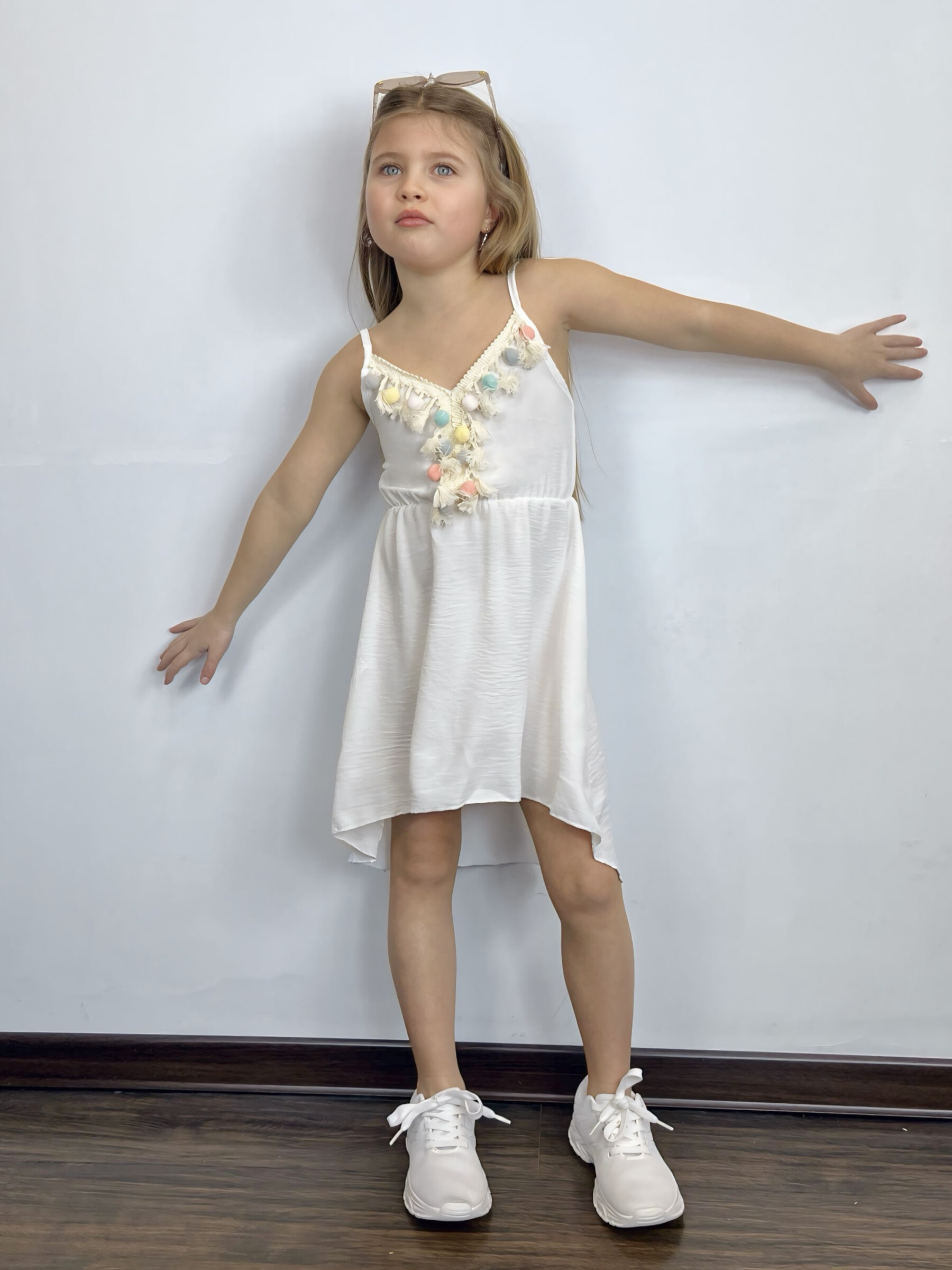 Wholesaler Mini Mignon Paris - Bohemian asymmetrical dress with pompoms for girls