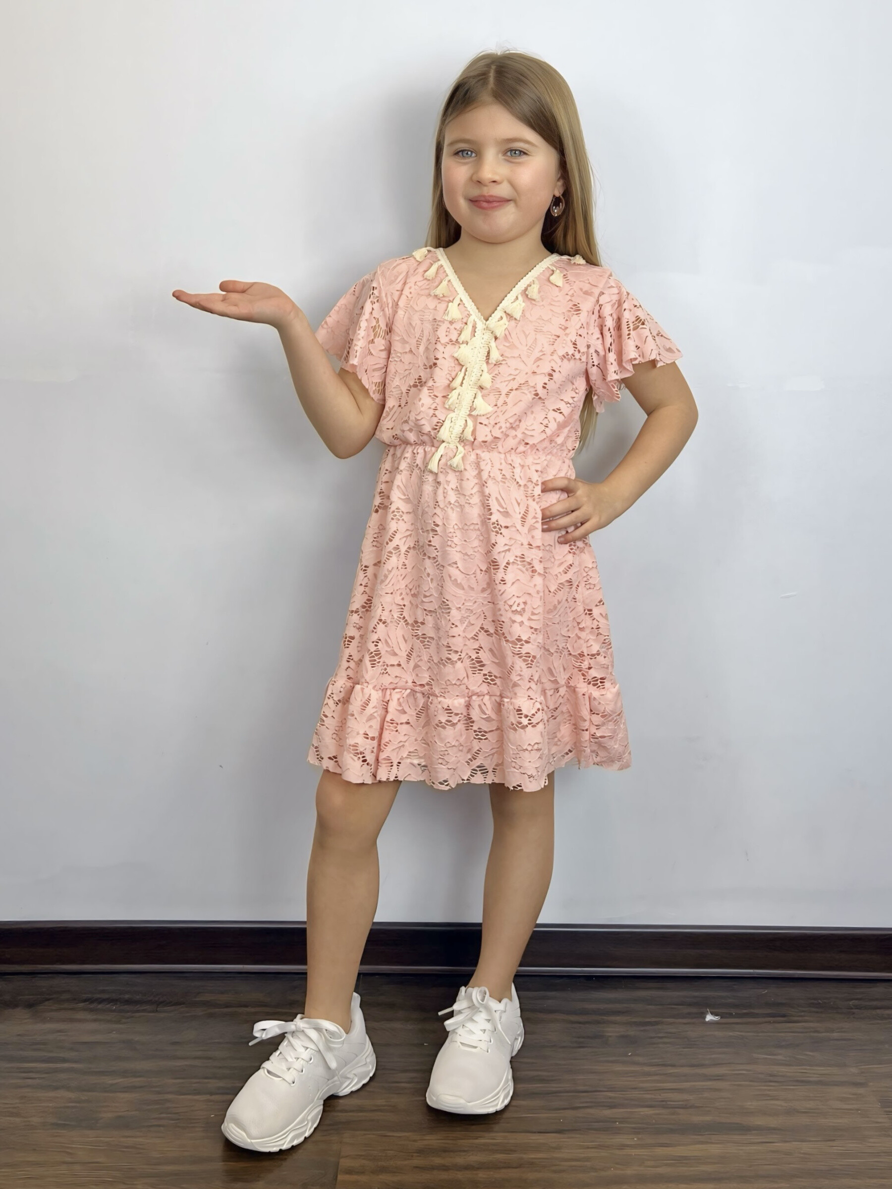 Wholesaler Mini Mignon Paris - Bohemian dress with lace and pompoms for girls