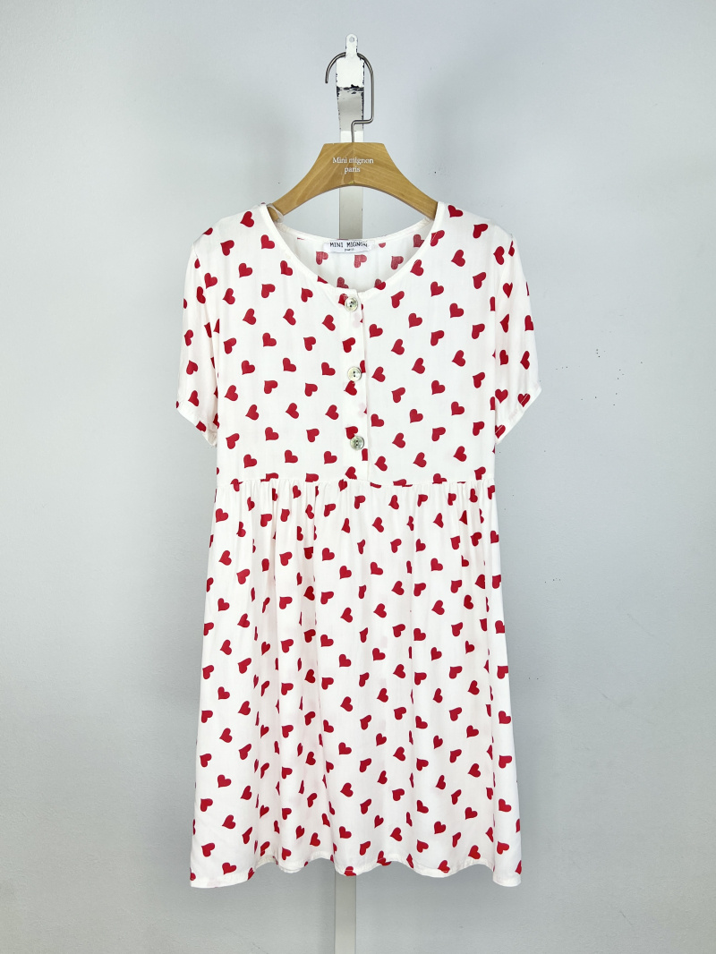 Mayorista Mini Mignon Paris - Vestido de niñas con estampado de corazones y manga corta