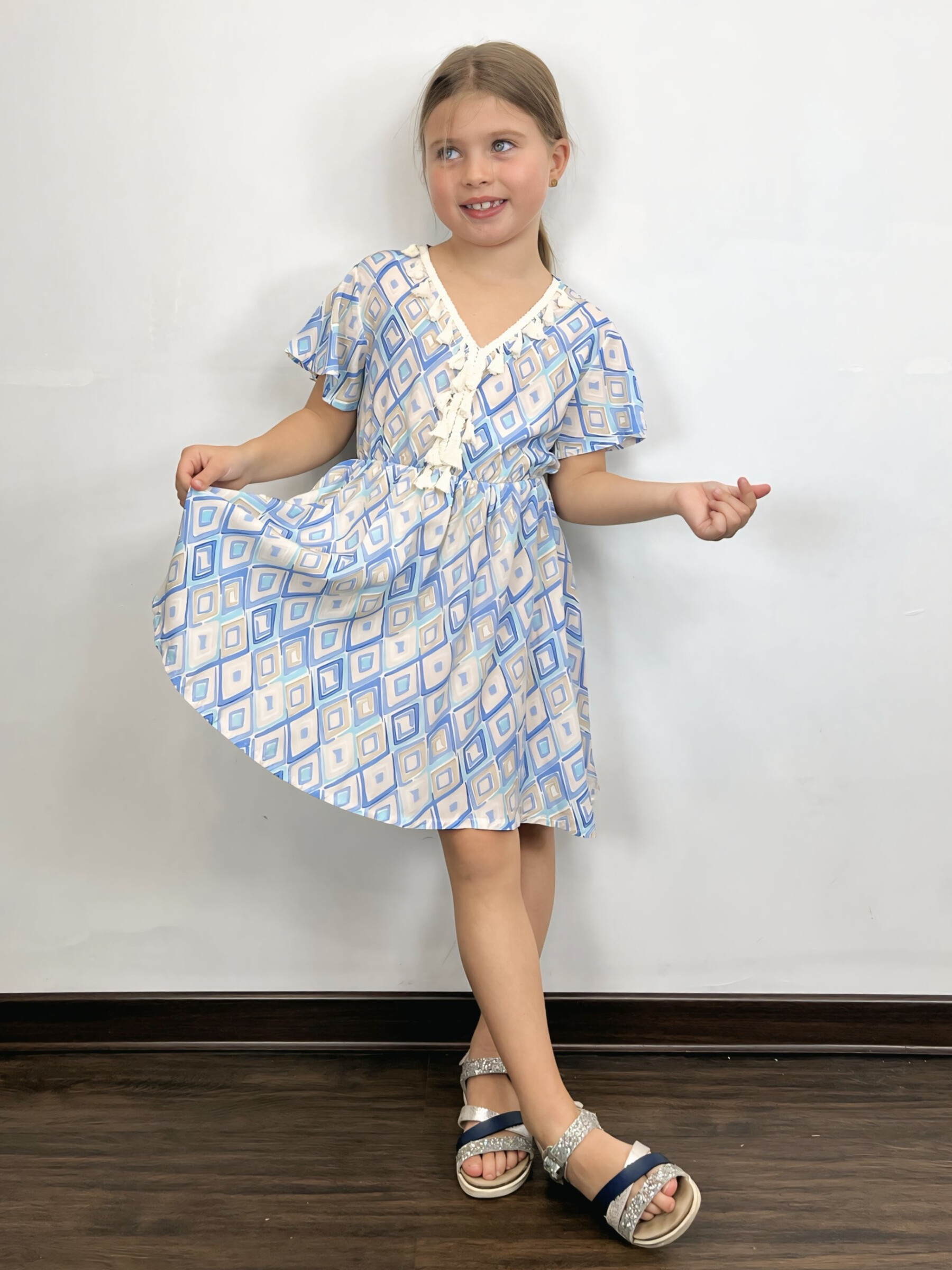 Mayorista Mini Mignon Paris - Vestido estampado bohemio con pompones para niña