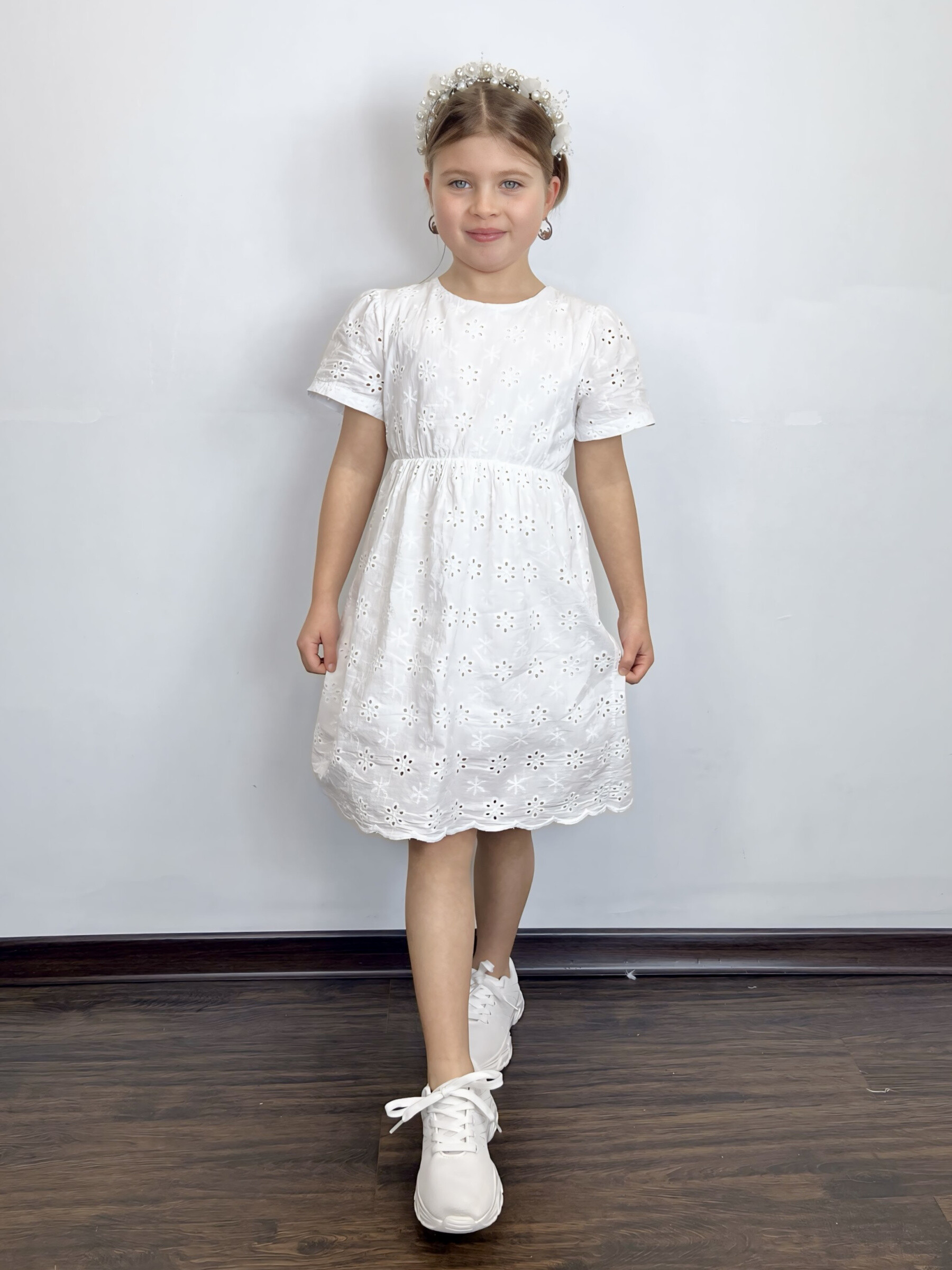 Mayorista Mini Mignon Paris - Vestido de algodón con bordado inglés floral para niña